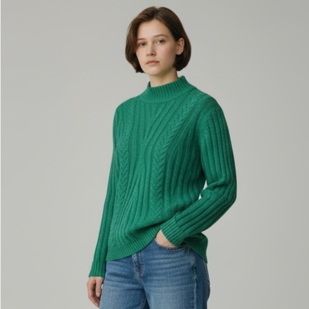 Vintage Kelly Green Cable-Detail Mock-Neck Sweater